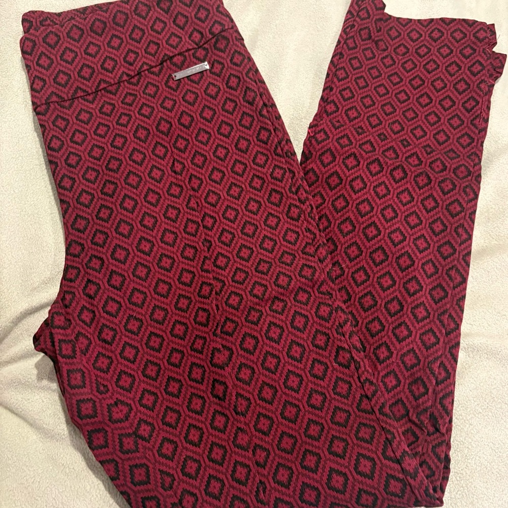 Stylish Red Geometric Women’s sz 8 Pants